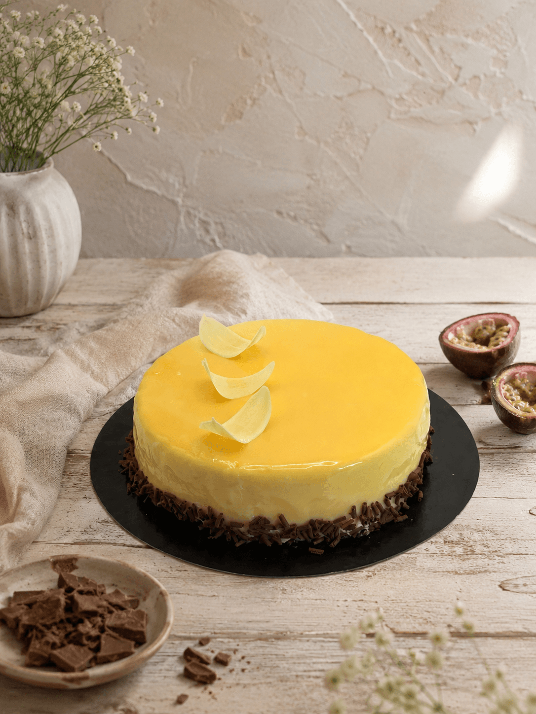 Tårtor för alla tillfällen En passionsfruktmousse med sammetslen mjölkchokladpannacotta